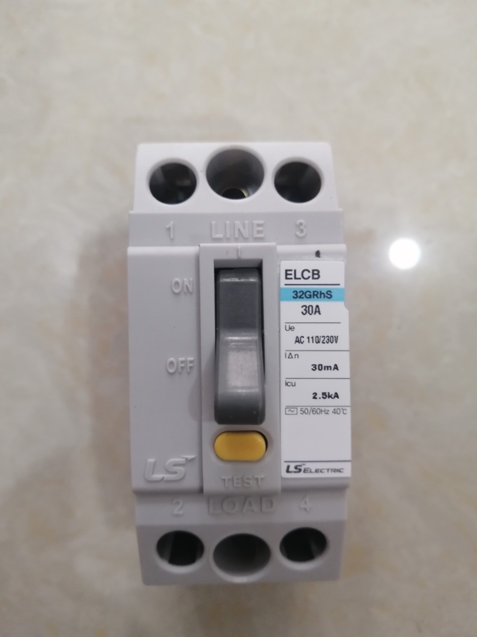 ELCB LS 2P 30A 30mA 2.5kA 32GRhS 32GRhS 2P 30A Cầu dao chống rò  điện LS chính hãng