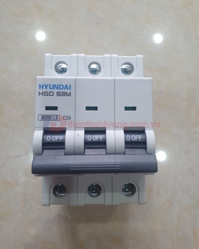 MCB HYUNDAI 3P 10A 6kA ( HGD63M )