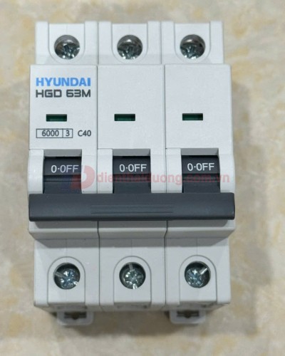 MCB HYUNDAI 3P 40A 6kA ( HGD63M )