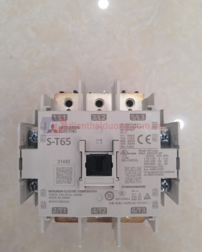 CONTACTOR MITSUBISHI 3P 65A ( S-T65 )