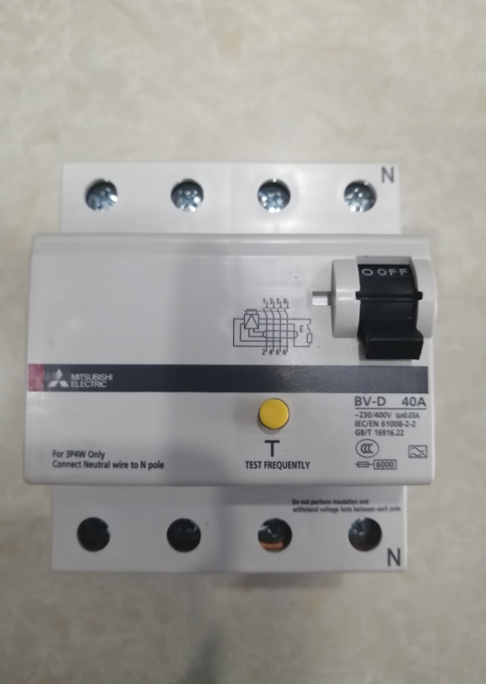 RCCB MITSUBISHI 4P 40A 30mA/300mA ( BV-D )