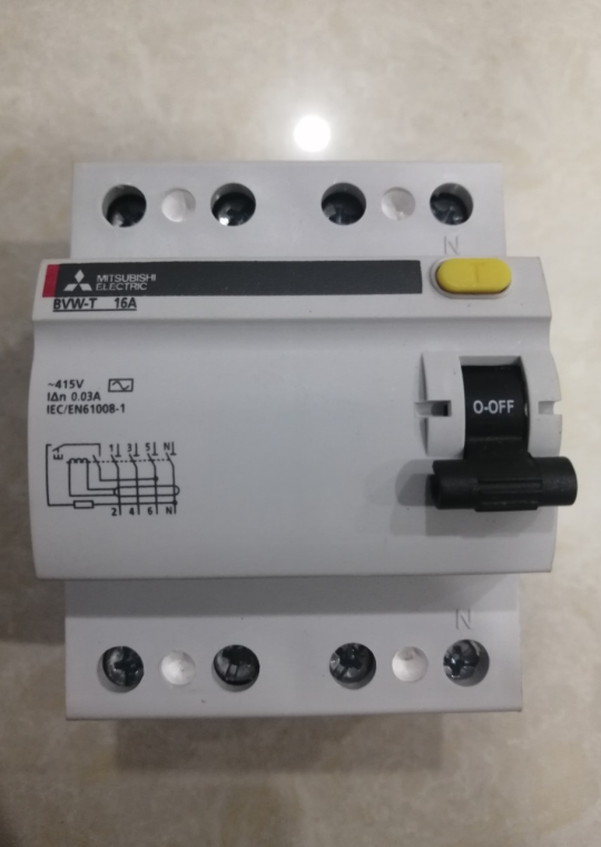 RCCB MITSUBISHI 4P 16A 30mA/100mA/300mA ( BVW-T )