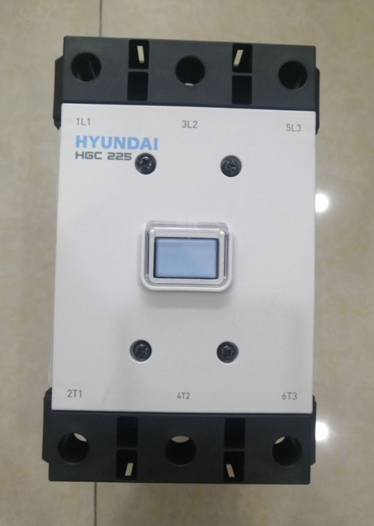 CONTACTOR HYUNDAI 3P 225A ( HGC225 )
