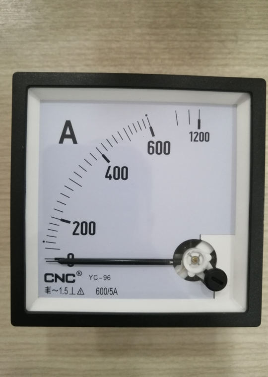 Đồng hồ Ampe CNC 600/5A size: 96x96 ( YC-96 )