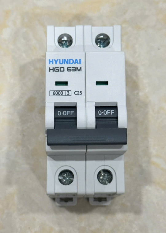MCB HYUNDAI 2P 25A 6kA ( HGD63M )