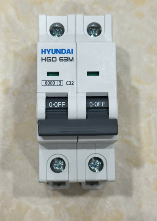 MCB HYUNDAI 2P 32A 6kA ( HGD63M )