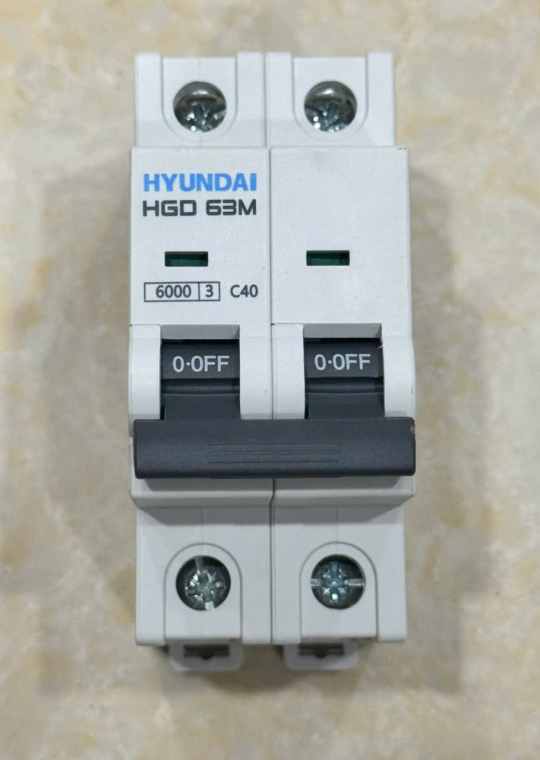 MCB HYUNDAI 2P 40A 6kA ( HGD63M )