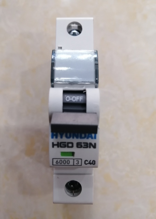 MCB HYUNDAI 1P 40A 6kA ( HGD63N )