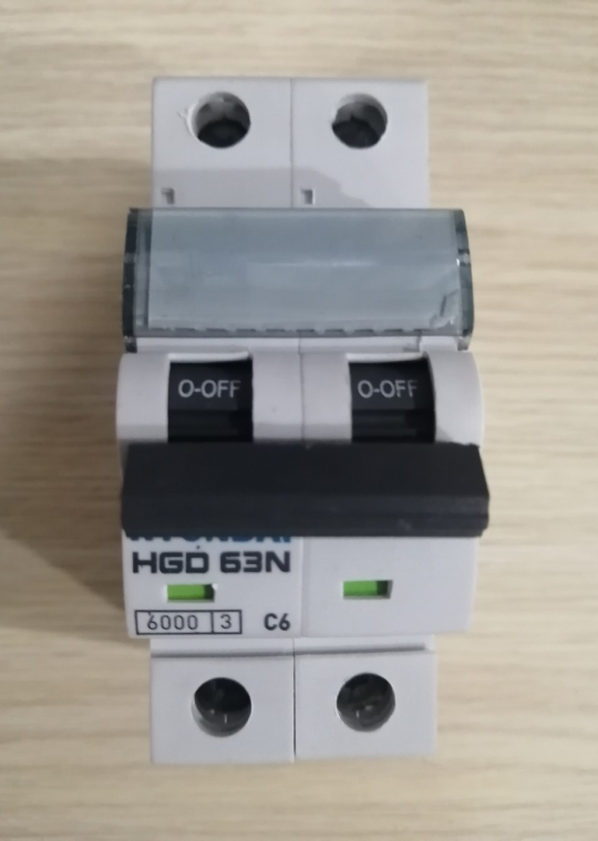 MCB HYUNDAI 2P 6A 6kA ( HGD63N )