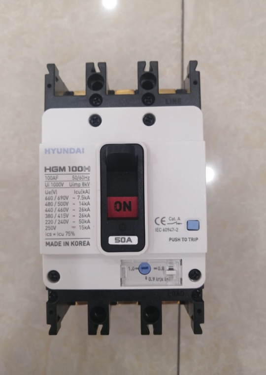 MCCB HYUNDAI 3P 50A 26kA  ( HGM100H-F )