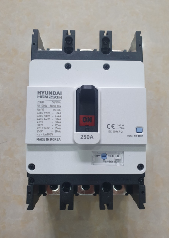 MCCB HYUNDAI 3P 250A 38kA ( HGM250H-F )