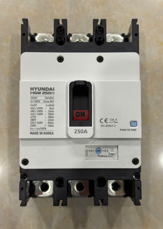 MCCB HYUNDAI 3P 250A 38kA chỉnh dòng nhiệt 0.7~1.0*In ( HGM250H-FVP )