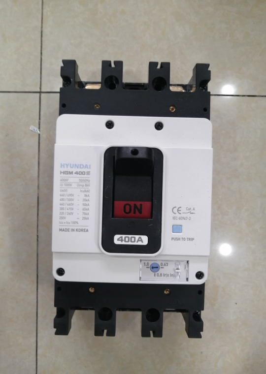 MCCB HYUNDAI 2P 400A 75kA ( HGM400S-F )