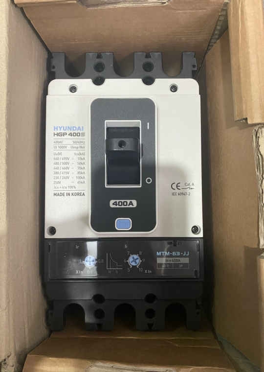 MCCB HYUNDAI 3P 400A 85kA chỉnh dòng nhiệt 0.8~1.0xIn và dòng từ 5~10xIn ( HGP400S-H )