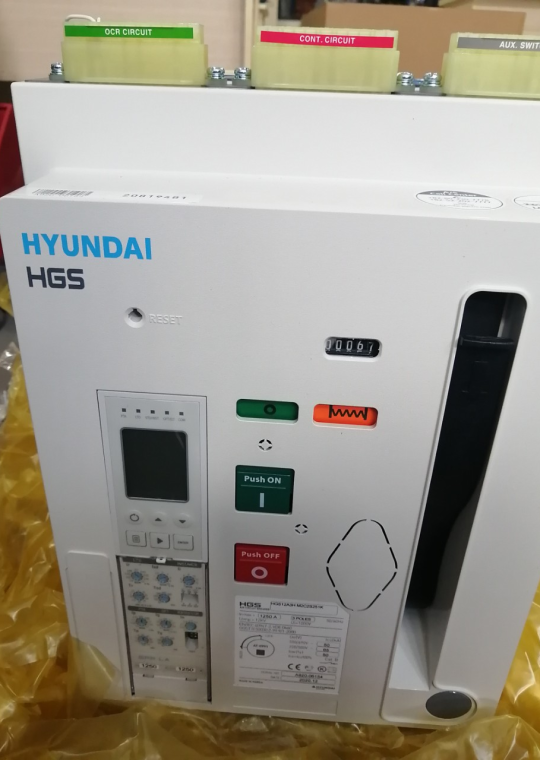 ACB HYUNDAI 3P 1250A 65kA loại cố định ( HGS12A3H )