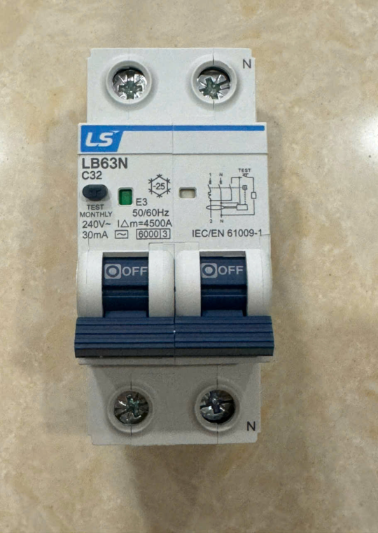 RCBO LS 1P+N 32A 6KA 30mA  ( LB63N )