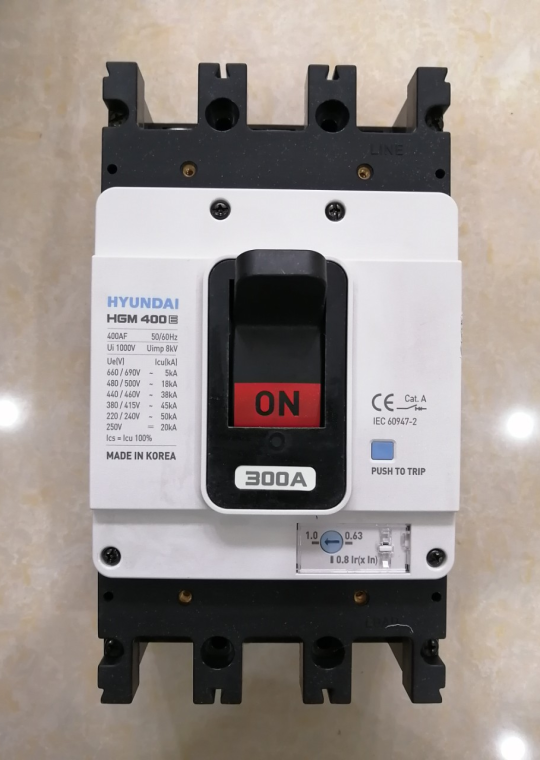 MCCB HYUNDAI 3P 300A 45kA ( HGM400E-F )