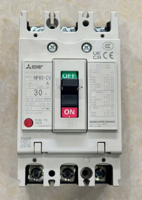 MCCB MITSUBISHI 3P 30A 5kA ( NF63-CV )