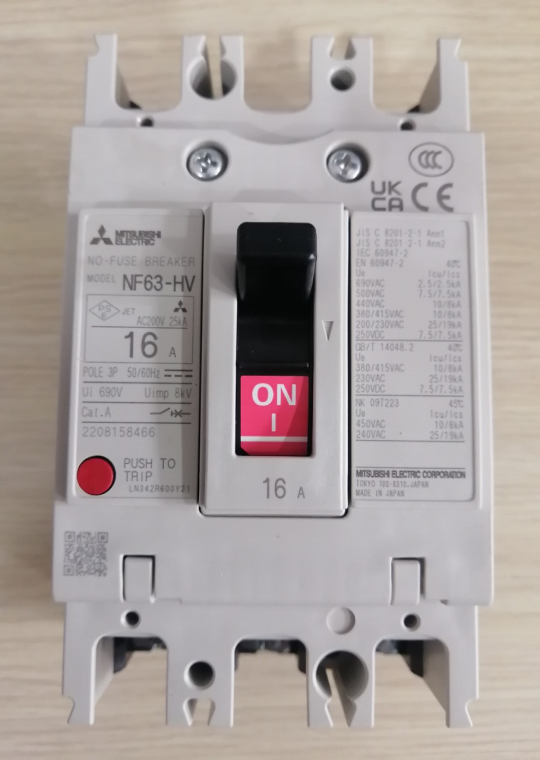 MCCB MITSUBISHI 3P 16A 10kA ( NF63-HV )