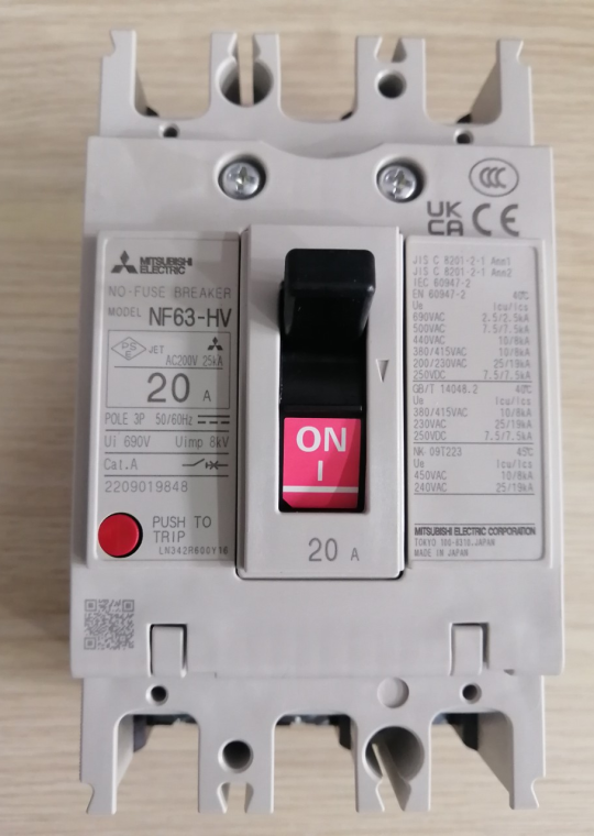 MCCB MITSUBISHI 3P 20A 10kA ( NF63-HV )