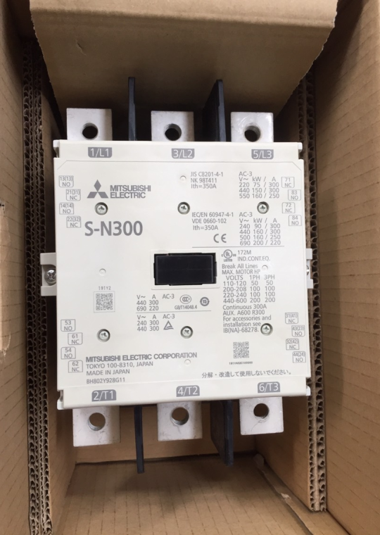 CONTACTOR MITSUBISHI 3P 300A ( S-N300 )