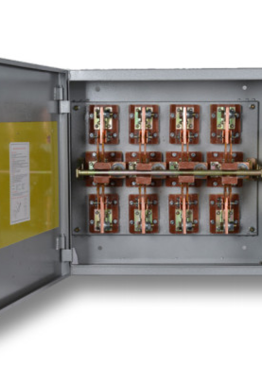 Cầu dao hộp VINAKIP 3 pha 4 cực 2500A 660V - Đảo Chiều ( CDH3P4C2N 2500A )