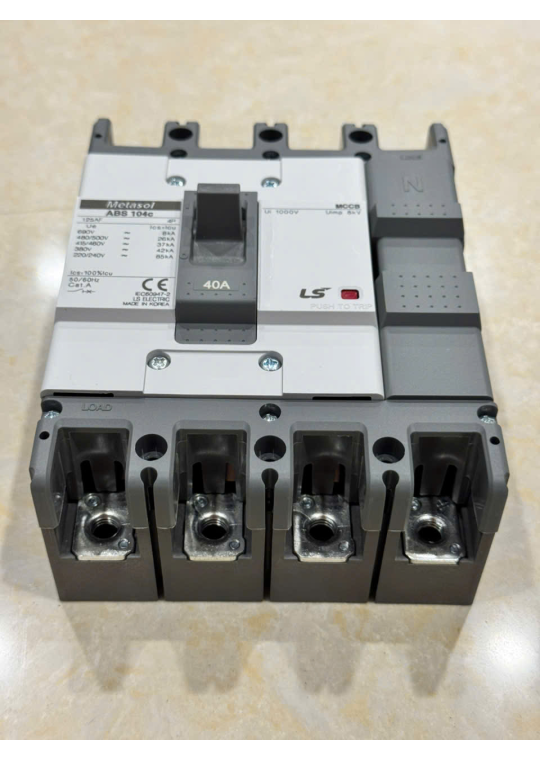 MCCB LS 4P 40A 42kA ( ABS104c )