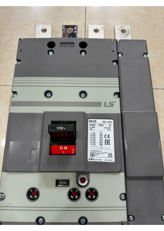 MCCB LS 4P 1200A 65kA ( ABS1204b )