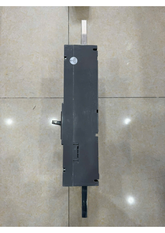 MCCB LS 4P 1200A 65kA ( ABS1204b )