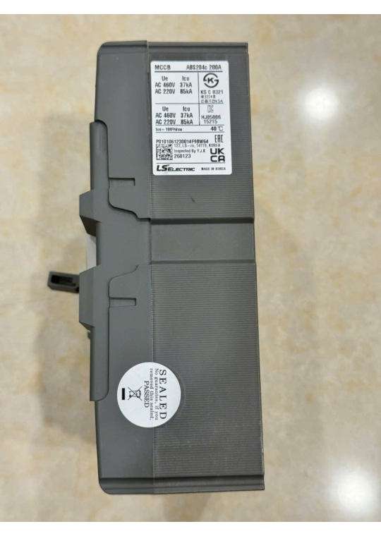 MCCB LS 4P 200A 42kA ( ABS204c )