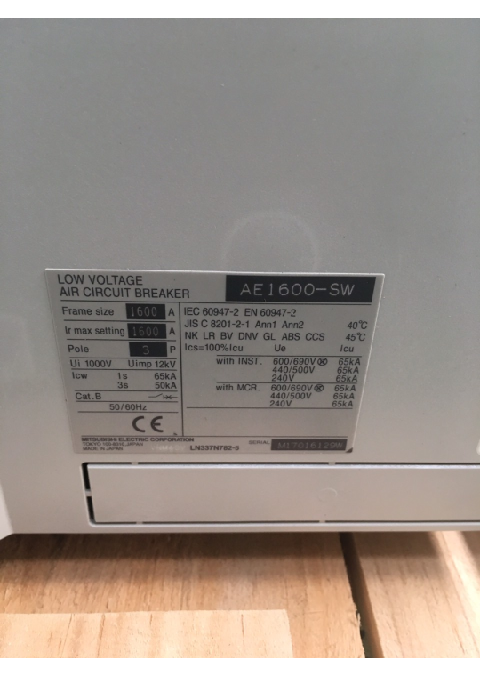 ACB MITSUBISHI 3P 1600A 65kA loại cố định ( AE1600-SW )