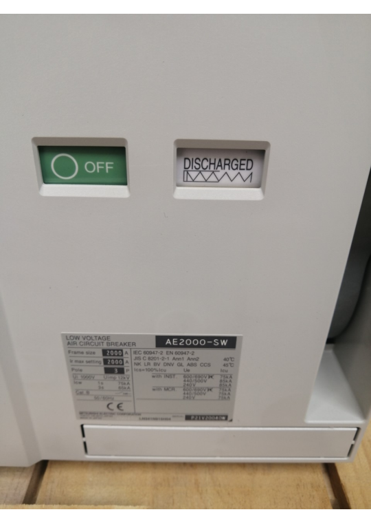 ACB MITSUBISHI 3P 2000A 85kA/100kA loại cố định ( AE2000-SW )