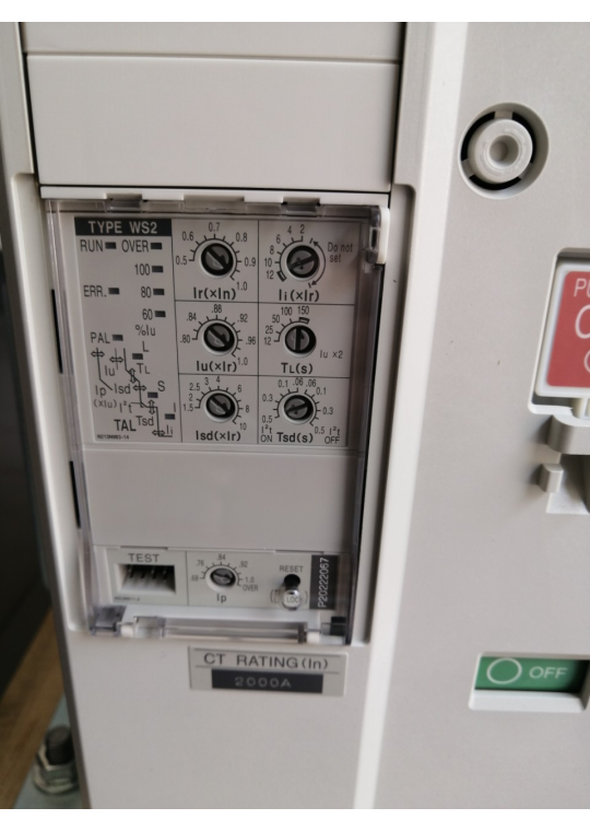 ACB MITSUBISHI 3P 2000A 65kA loại cố định ( AE2000-SWA )