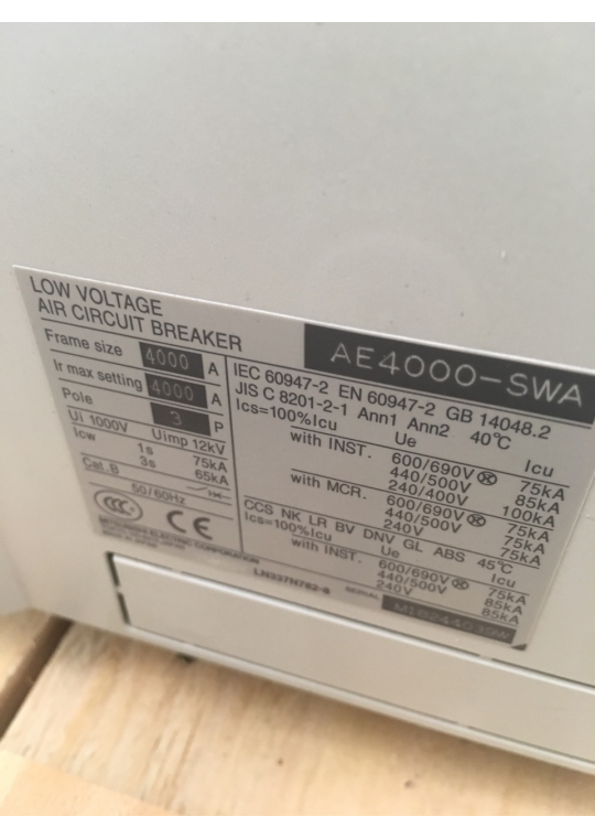 ACB MITSUBISHI 3P 4000A 85kA/100kA loại cố định ( AE4000-SWA )
