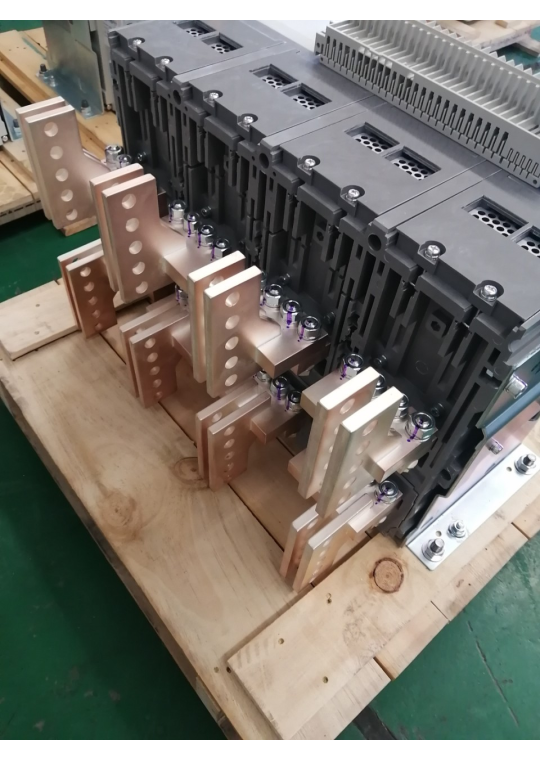 ACB MITSUBISHI 4P 4000A 85kA/100kA loại cố định ( AE4000-SWA )