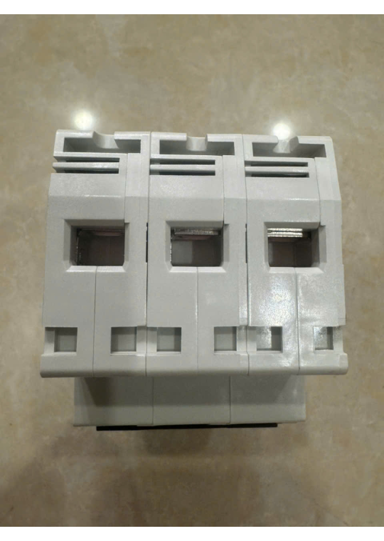 MCB MITSUBISHI 3P 16A 6kA ( BH-D6 )