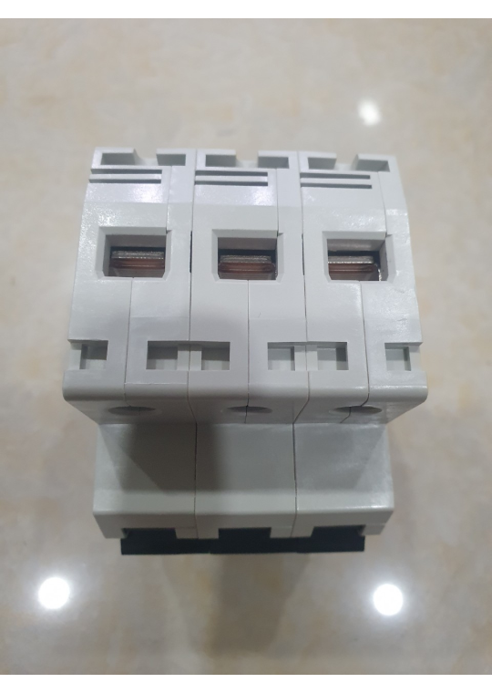 MCB MITSUBISHI 3P 25A 6kA ( BH-D6 )