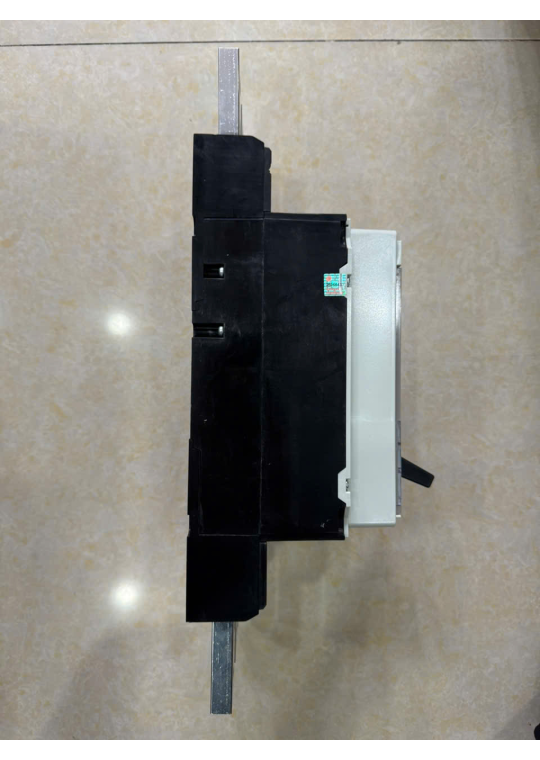 MCCB SHIHLIN 3P 1000A 70kA chỉnh dòng điện tử 0.4~1.0*In ( BMA1000-RED )