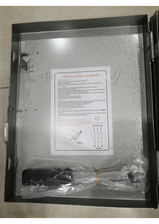 Cầu dao hộp VINAKIP 3 pha 4 cực 150A 660V - Đóng Cắt Nhanh ( CDH3P4C 150A )