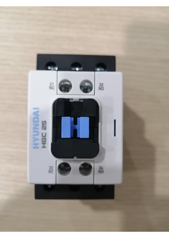 CONTACTOR HYUNDAI 3P 25A ( HGC25 )