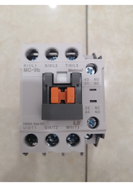 CONTACTOR LS 3P 9A ( MC-9b )