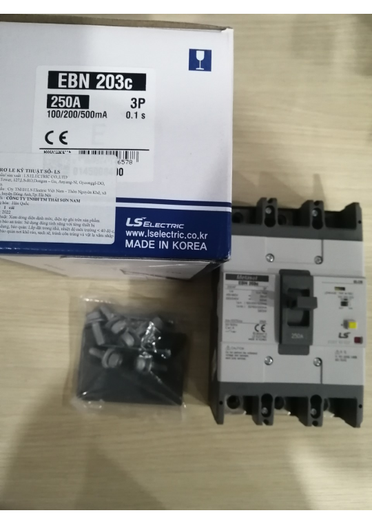 ELCB LS 3P 250A 26kA 30mA hoặc 1.2.500mA ( EBN203c )
