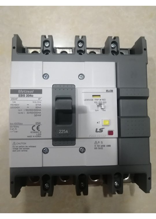 ELCB LS 4P 225A 37kA 30mA hoặc 1.2.500mA ( EBS204c )