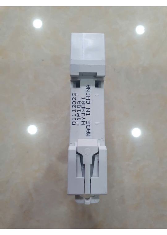 MCB HYUNDAI 1P 10A 6kA ( HGD63M )