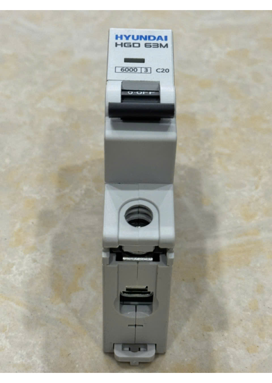 MCB HYUNDAI 1P 20A 6kA ( HGD63M )
