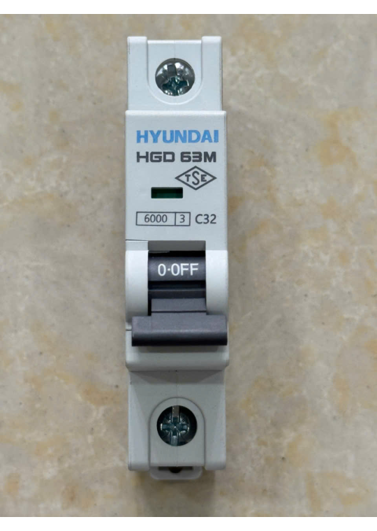 MCB HYUNDAI 1P 32A 6kA ( HGD63M )
