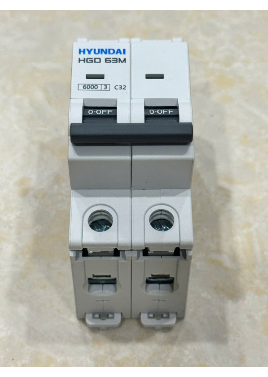 MCB HYUNDAI 2P 32A 6kA ( HGD63M )