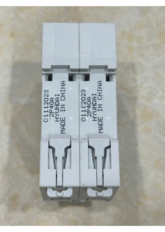 MCB HYUNDAI 2P 40A 6kA ( HGD63M )