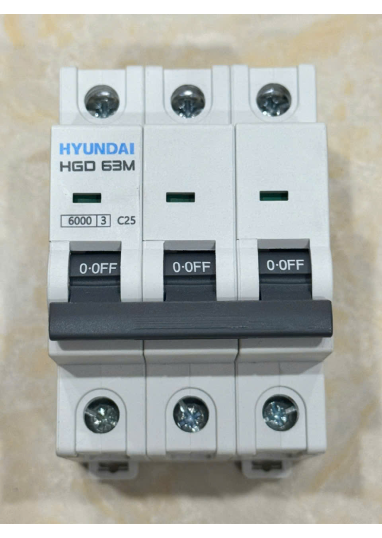 MCB HYUNDAI 3P 25A 6kA ( HGD63M )