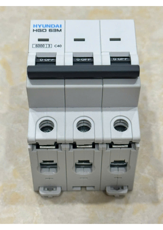 MCB HYUNDAI 3P 40A 6kA ( HGD63M )